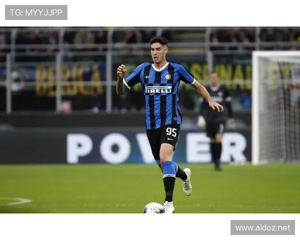 巴斯托尼：三中卫体系中的左中卫标杆角色