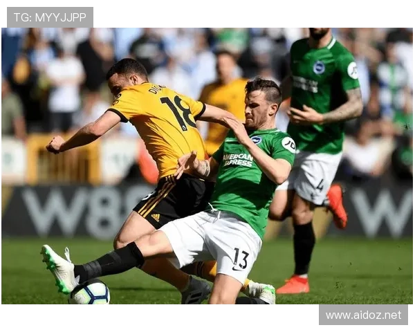 热刺攻防失衡问题显现:进攻强势难掩防守脆弱,稳定性面临考验 热刺攻防失衡问题显现:进攻强势难掩防守脆弱,稳定性面临考验