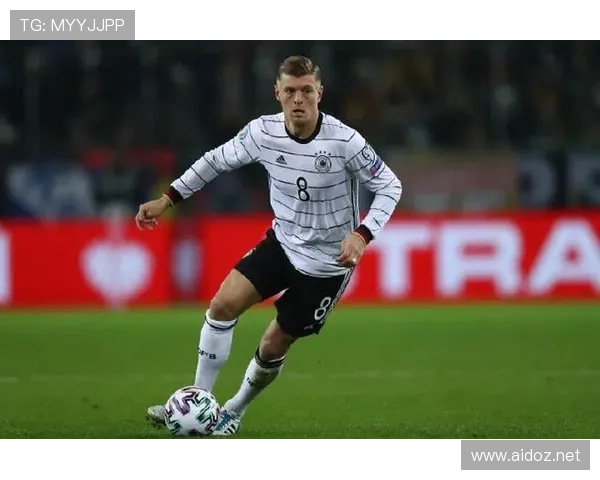 维蒂尼亚与托尼·克罗斯传球风格核心差异在哪