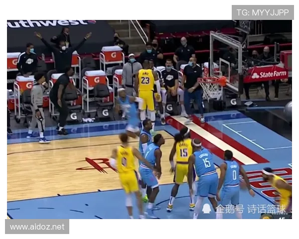 埃尔文·海耶斯挡拆牵制库里提升球队内线进攻效率